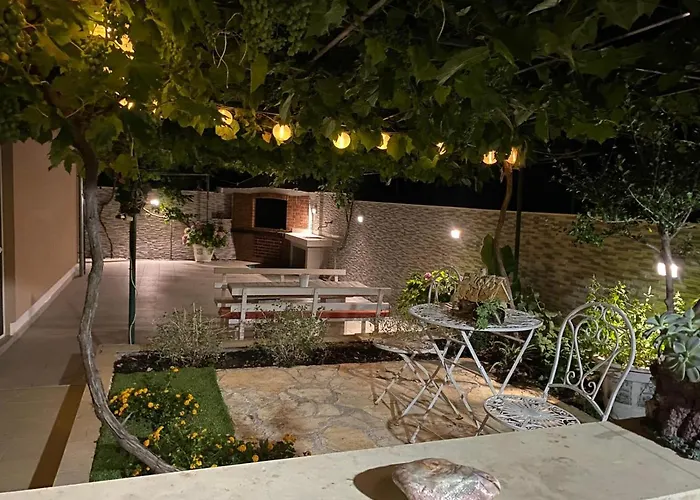 Mara Apartman