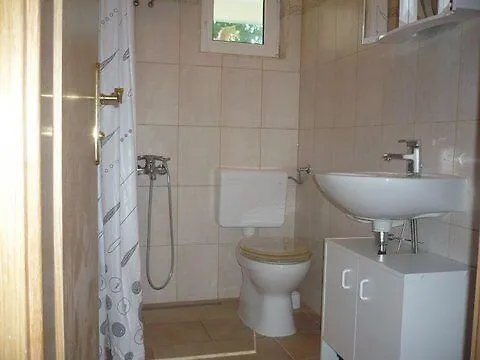 Mara Apartman *