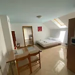 Apartment Mara Orebic