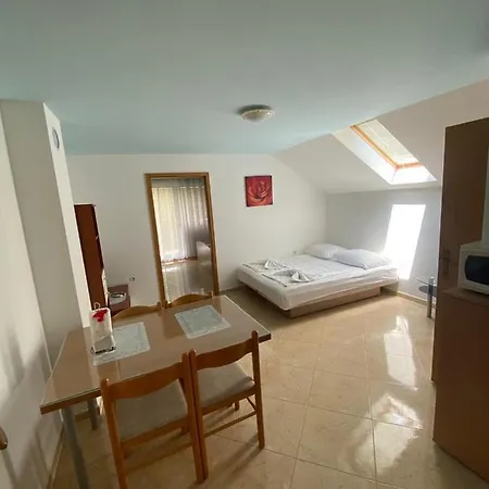 شقة Mara أوروبيتش