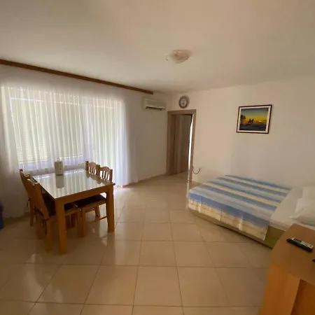 Mara * أوروبيتش