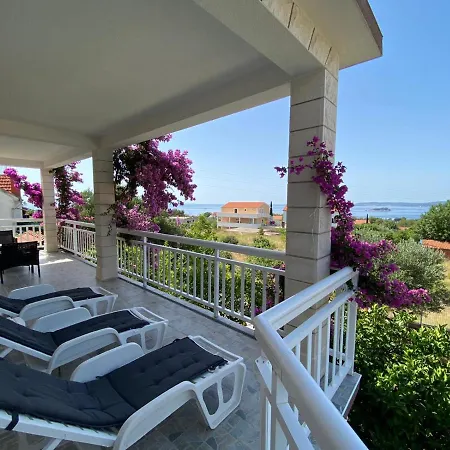 Mara Apartman *