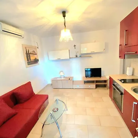 شقة Mara أوروبيتش